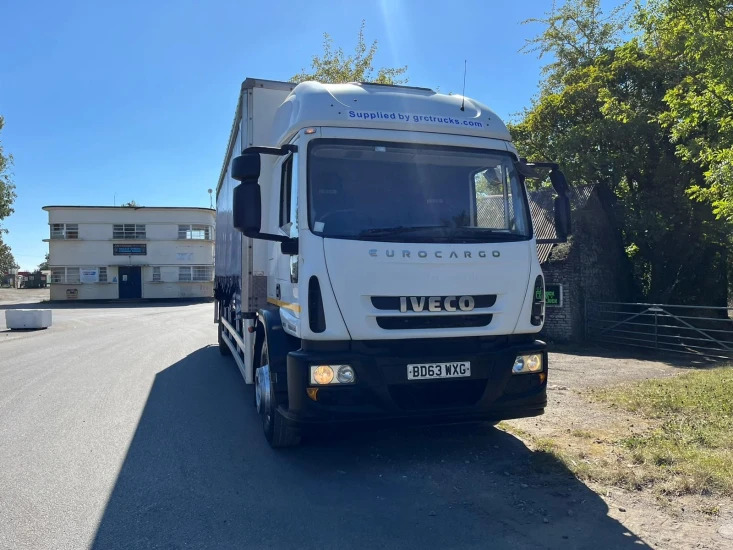 Plachtové nákladné vozidlo 2013 Iveco Eurocargo Curtainsider: obrázok 28