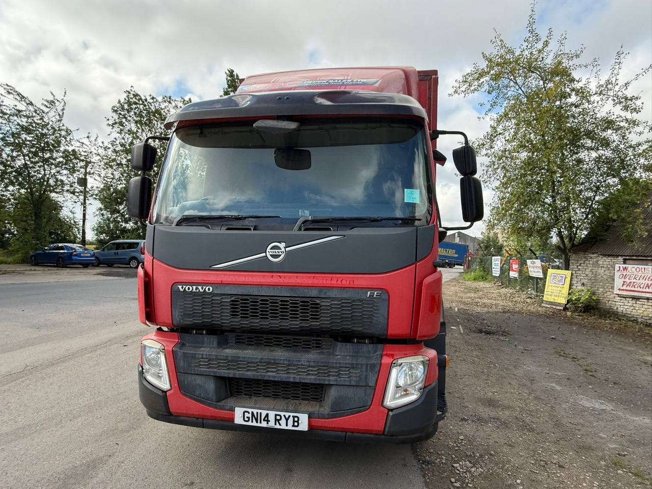 2014 Volvo FE 320 Curtainside Truck - Plachtové nákladné vozidlo: obrázok 5 2014 Volvo FE 320 Curtainside Truck - Plachtové nákladné vozidlo: obrázok 5