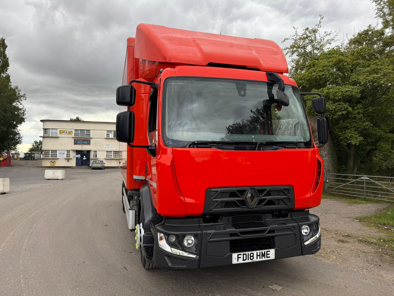 2018 Renault D Refrigerated Truck - Chladirenské nákladné vozidlo: obrázok 2 2018 Renault D Refrigerated Truck - Chladirenské nákladné vozidlo: obrázok 2