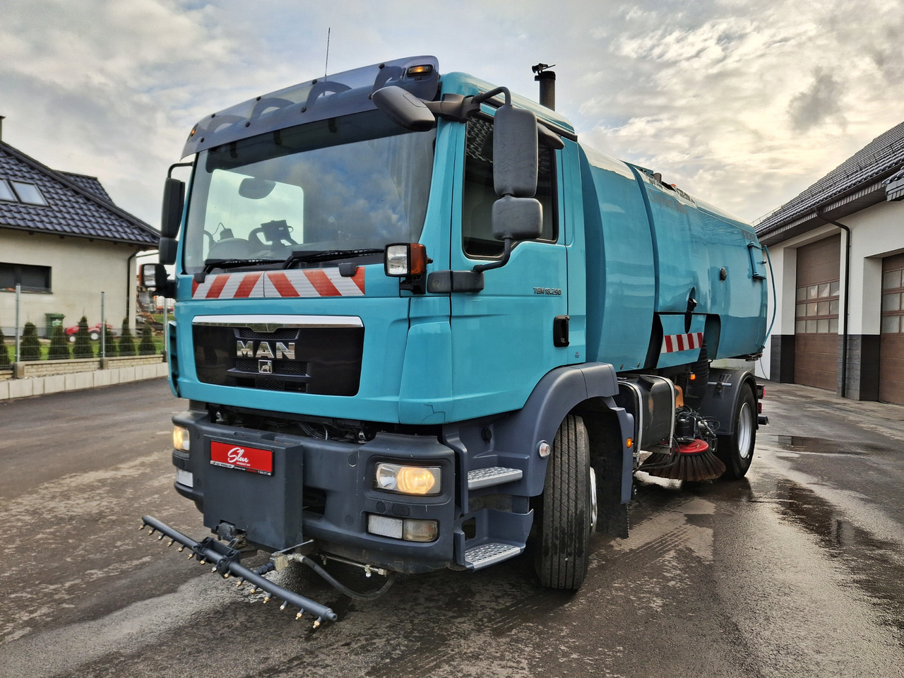 MAN 18.290 Zamiatarka Kehrmaschine BUCHER PM10 L/R Karcher - Zametacie vozidlo: obrázok 2 MAN 18.290 Zamiatarka Kehrmaschine BUCHER PM10 L/R Karcher - Zametacie vozidlo: obrázok 2