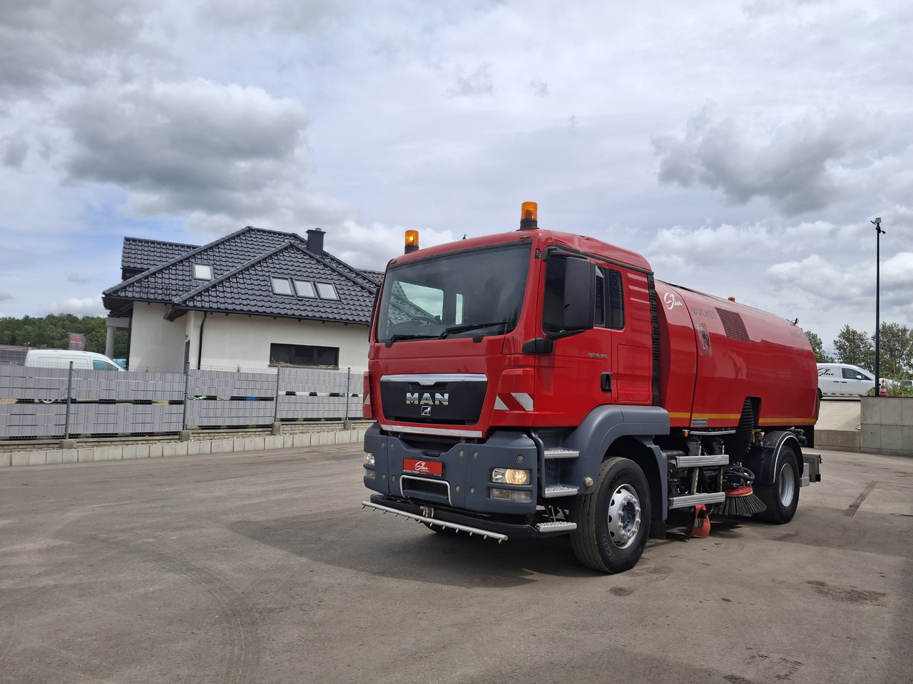 MAN TGS 18.320 Zamiatarka Kehrmaschine BUCHER 2 Motoren Karcher Szczotki L/R - Zametacie vozidlo: obrázok 3 MAN TGS 18.320 Zamiatarka Kehrmaschine BUCHER 2 Motoren Karcher Szczotki L/R - Zametacie vozidlo: obrázok 3
