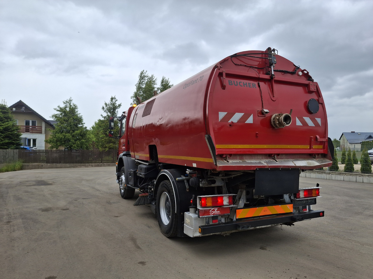 MERCEDES-BENZ Axor 1829 Zamiatarka Kehrmaschine BUCHER 2 Motoren Karcher PM10 Odchwaszczarka Sweeper - Zametacie vozidlo: obrázok 3 MERCEDES-BENZ Axor 1829 Zamiatarka Kehrmaschine BUCHER 2 Motoren Karcher PM10 Odchwaszczarka Sweeper - Zametacie vozidlo: obrázok 3