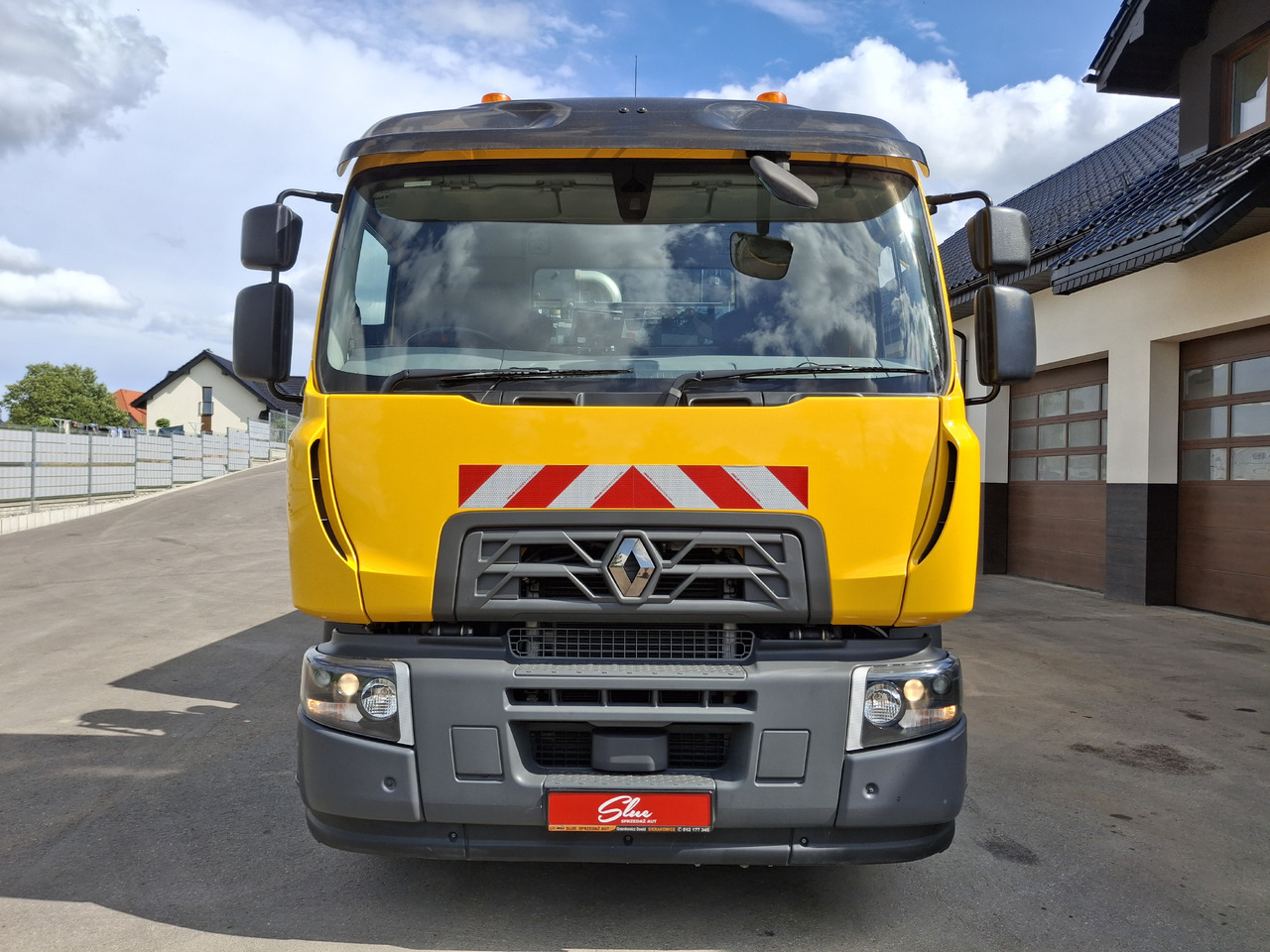 RENAULT C280 Kehrmaschine Zamiatarka SEMAT Zoeller FAUN Karcher L/R 2 Motoren 2018r 740 Mth Euro 6 - Zametacie vozidlo: obrázok 2 RENAULT C280 Kehrmaschine Zamiatarka SEMAT Zoeller FAUN Karcher L/R 2 Motoren 2018r 740 Mth Euro 6 - Zametacie vozidlo: obrázok 2