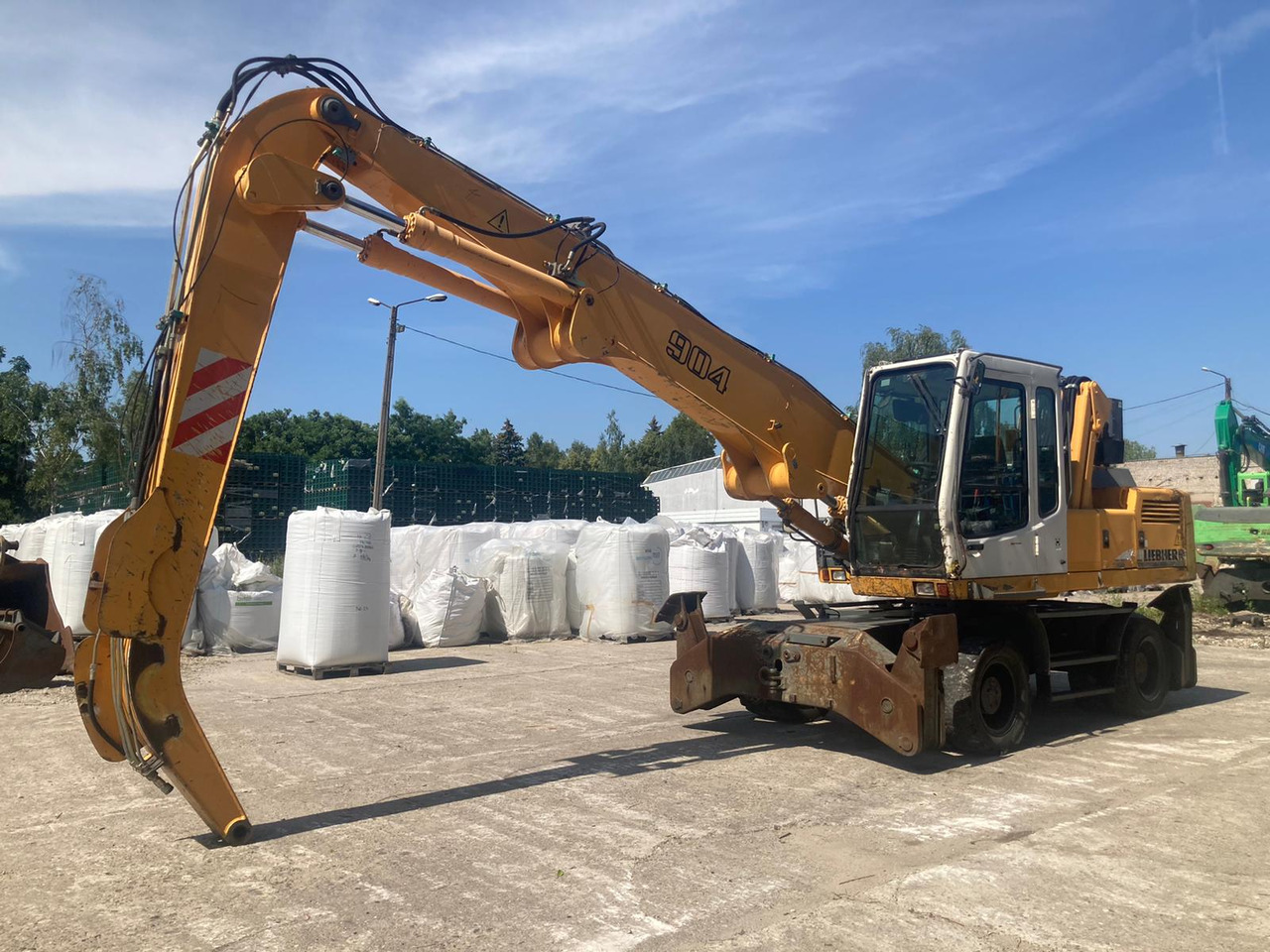 Liebherr A 904 Litronic - Překládkové rýpadlo: obrázok 3 Liebherr A 904 Litronic - Překládkové rýpadlo: obrázok 3