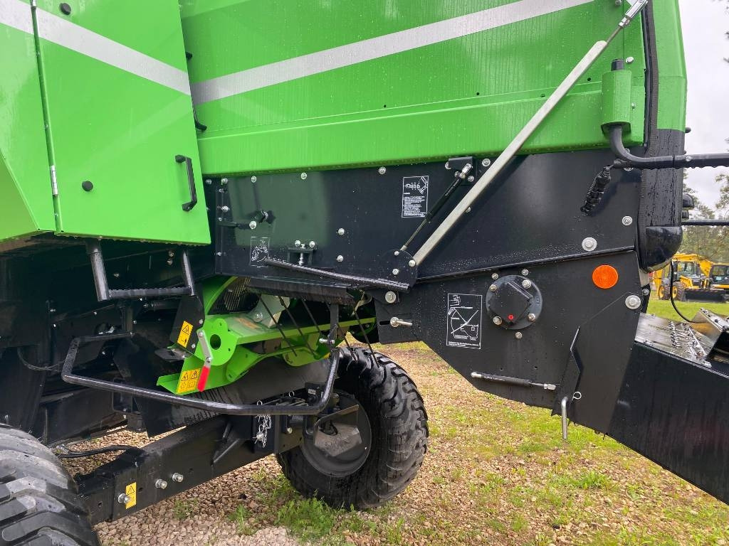 Deutz-fahr Deutz-Fahr 6305 TS - Obilný kombajn: obrázok 4 Deutz-fahr Deutz-Fahr 6305 TS - Obilný kombajn: obrázok 4