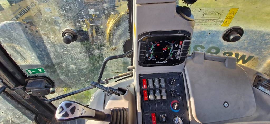 Rýpadlo-nakladač Komatsu WB 93 R-8: obrázok 8