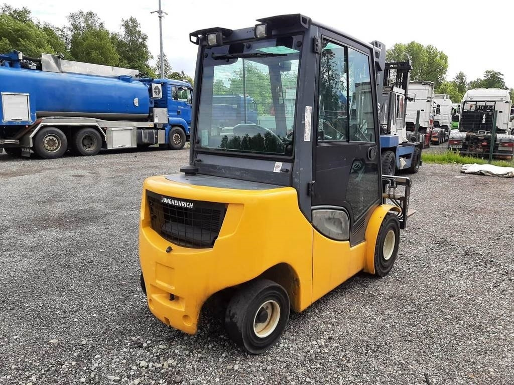 Jungheinrich DFG 430s 43kW - Dieselový vysokozdvižný vozík: obrázok 3 Jungheinrich DFG 430s 43kW - Dieselový vysokozdvižný vozík: obrázok 3