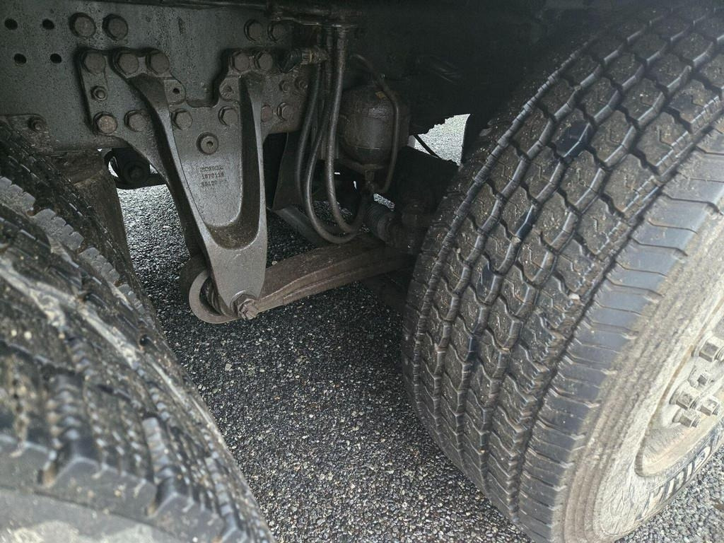 Auto na odvoz odpadu Scania P320 6X2 NTM 15.5+4.5m³: obrázok 13