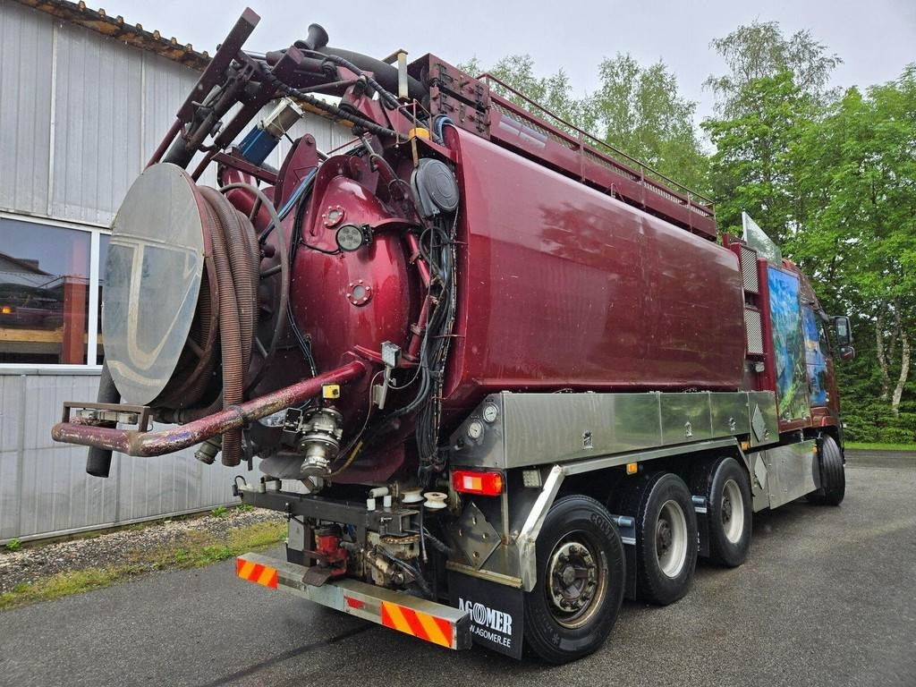 Volvo FH16 610 8X4 FICO ADR 9.9m³ + 11.8m³ - Fekálne vozidlo: obrázok 4 Volvo FH16 610 8X4 FICO ADR 9.9m³ + 11.8m³ - Fekálne vozidlo: obrázok 4