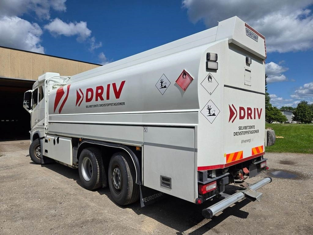 Volvo FH540 6x2 ADR - Cisternové vozidlo: obrázok 2 Volvo FH540 6x2 ADR - Cisternové vozidlo: obrázok 2