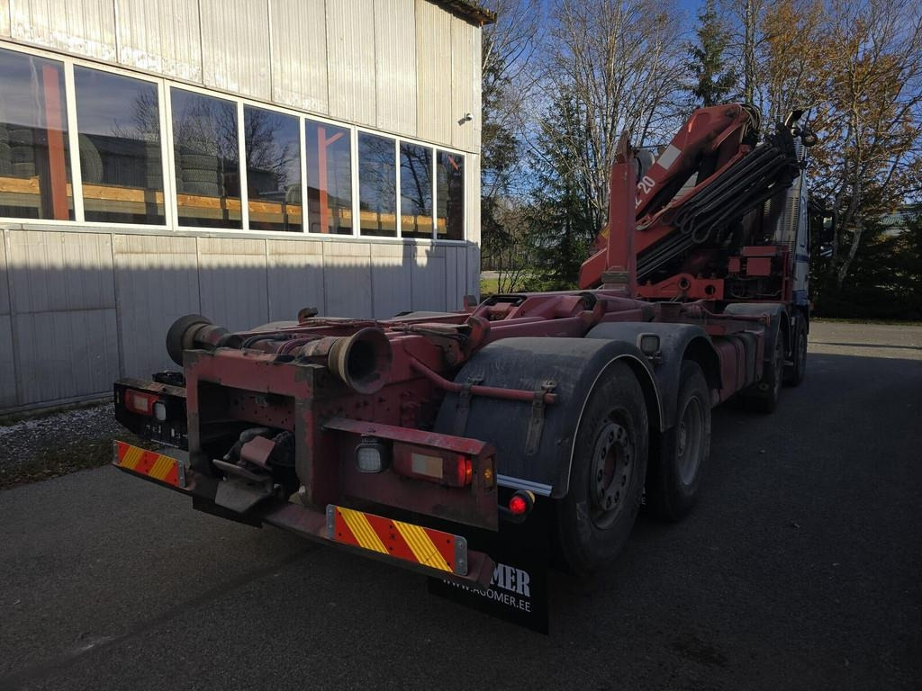Volvo FM12 420 8X2 HMF 2220 K4  - Hákový nosič kontajnerov: obrázok 3 Volvo FM12 420 8X2 HMF 2220 K4  - Hákový nosič kontajnerov: obrázok 3