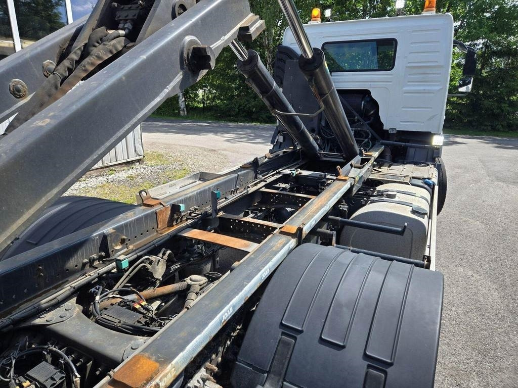 Volvo FMX450 6X2 JOAB - Hákový nosič kontajnerov: obrázok 5 Volvo FMX450 6X2 JOAB - Hákový nosič kontajnerov: obrázok 5