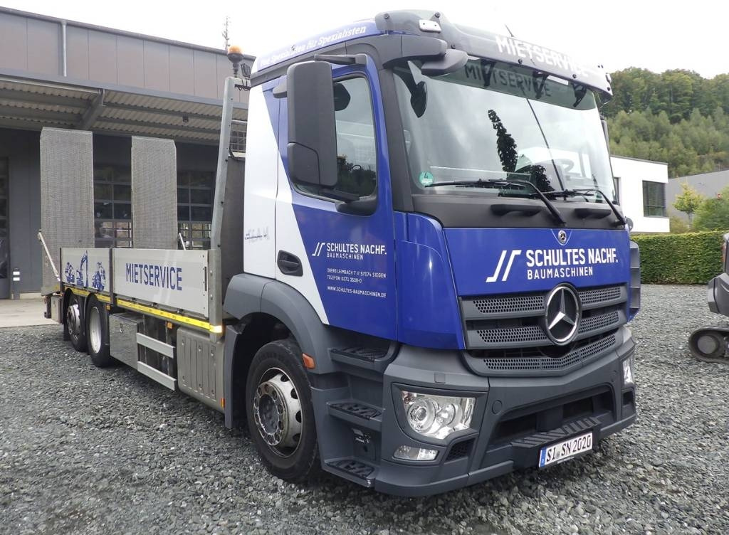 Mercedes-Benz Antos 2533 L Maschinentransporter - Nákladné vozidlo na prepravu automobilov: obrázok 4 Mercedes-Benz Antos 2533 L Maschinentransporter - Nákladné vozidlo na prepravu automobilov: obrázok 4