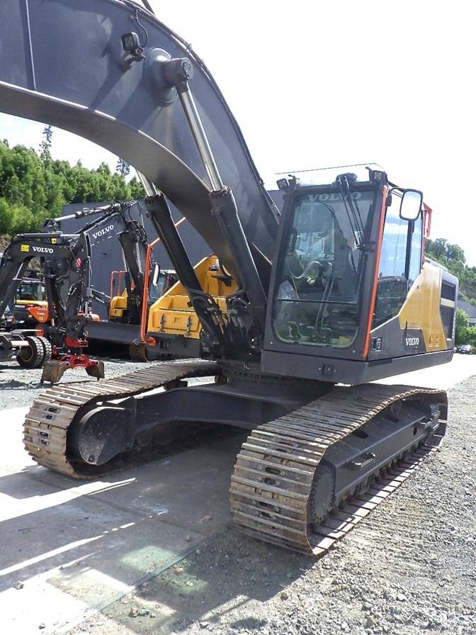 Volvo EC 300 E - Pásové rýpadlo: obrázok 2 Volvo EC 300 E - Pásové rýpadlo: obrázok 2