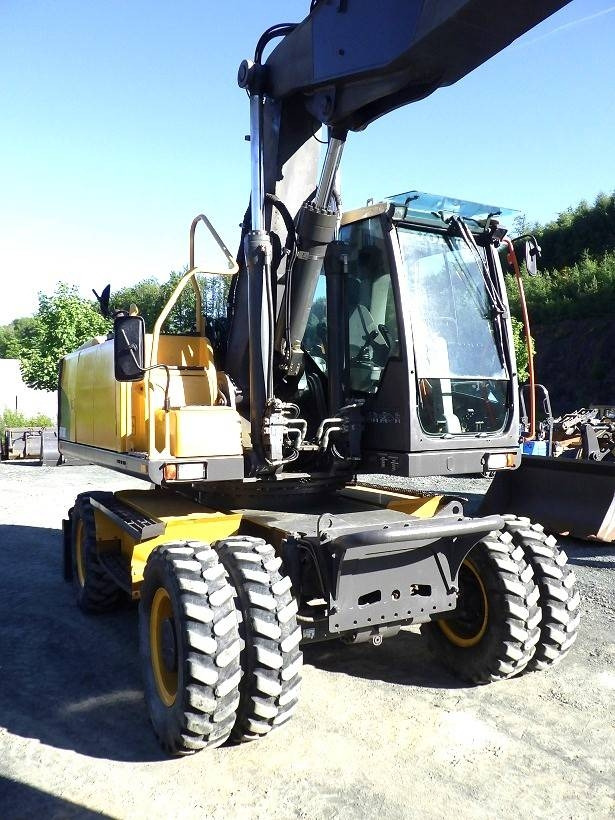 Volvo EW 180 C - Kolesové rýpadlo: obrázok 4 Volvo EW 180 C - Kolesové rýpadlo: obrázok 4