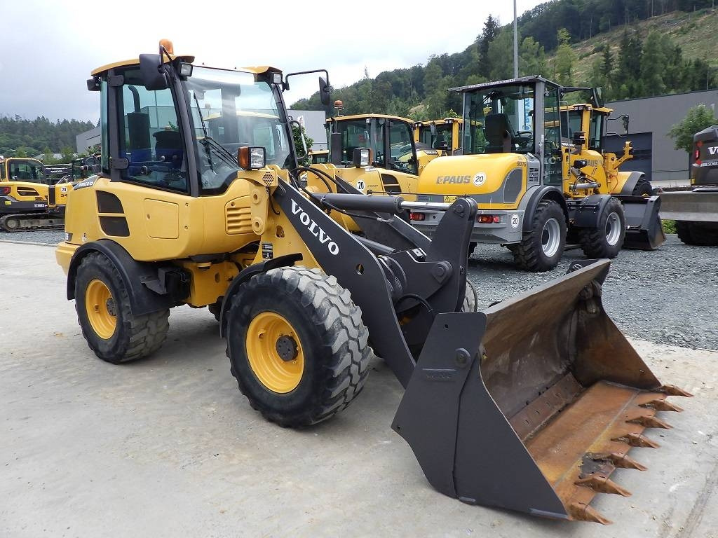Volvo L 25 F - Kolesový nakladač: obrázok 3 Volvo L 25 F - Kolesový nakladač: obrázok 3