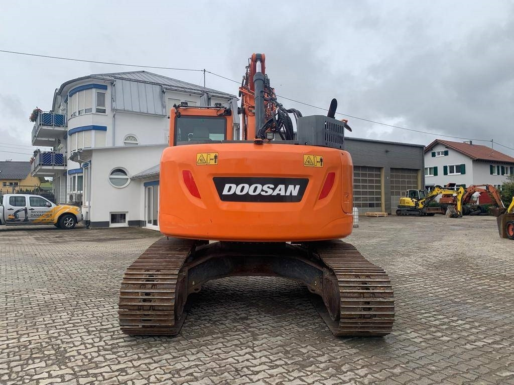 Doosan DX 235 LCR-5 - Pásové rýpadlo: obrázok 4 Doosan DX 235 LCR-5 - Pásové rýpadlo: obrázok 4