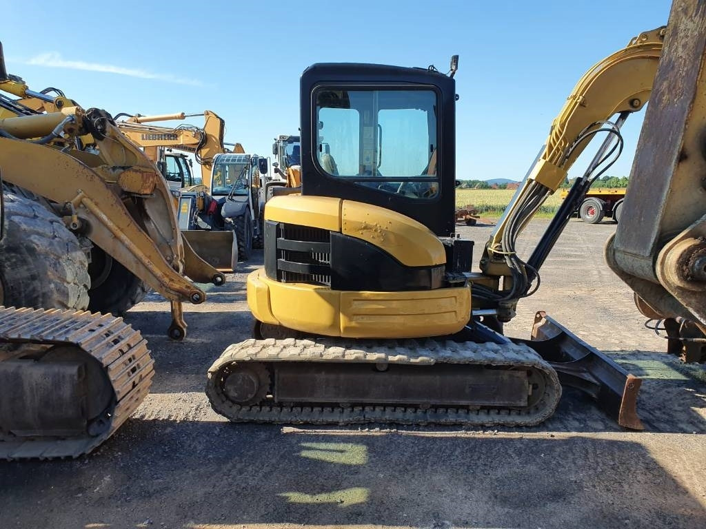 CAT 304CR - Pásové rýpadlo: obrázok 5 CAT 304CR - Pásové rýpadlo: obrázok 5