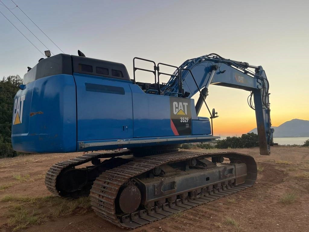 CAT 352 F XE - Pásové rýpadlo: obrázok 3 CAT 352 F XE - Pásové rýpadlo: obrázok 3