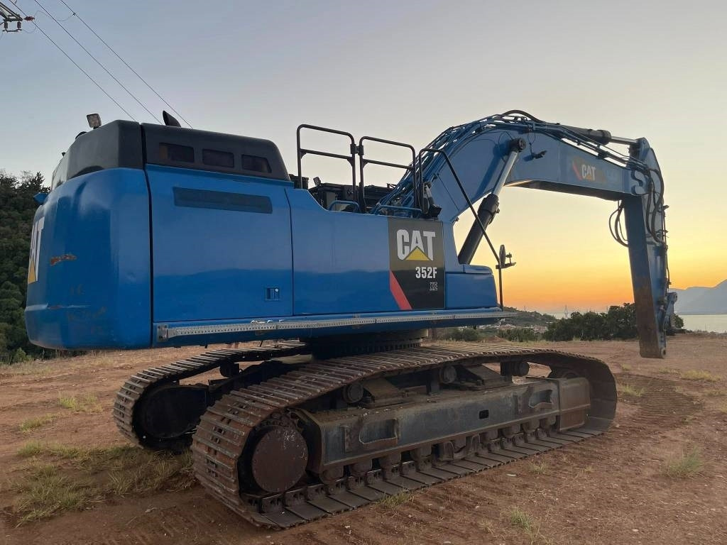 CAT 352 F XE - Pásové rýpadlo: obrázok 2 CAT 352 F XE - Pásové rýpadlo: obrázok 2