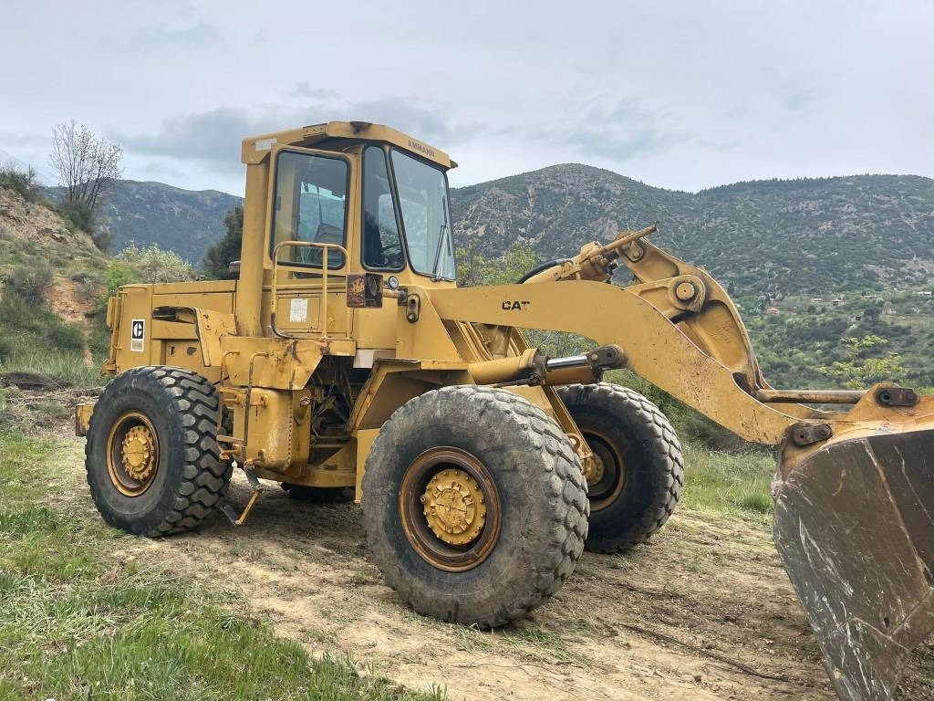 CAT 950B - Kolesový nakladač: obrázok 4 CAT 950B - Kolesový nakladač: obrázok 4