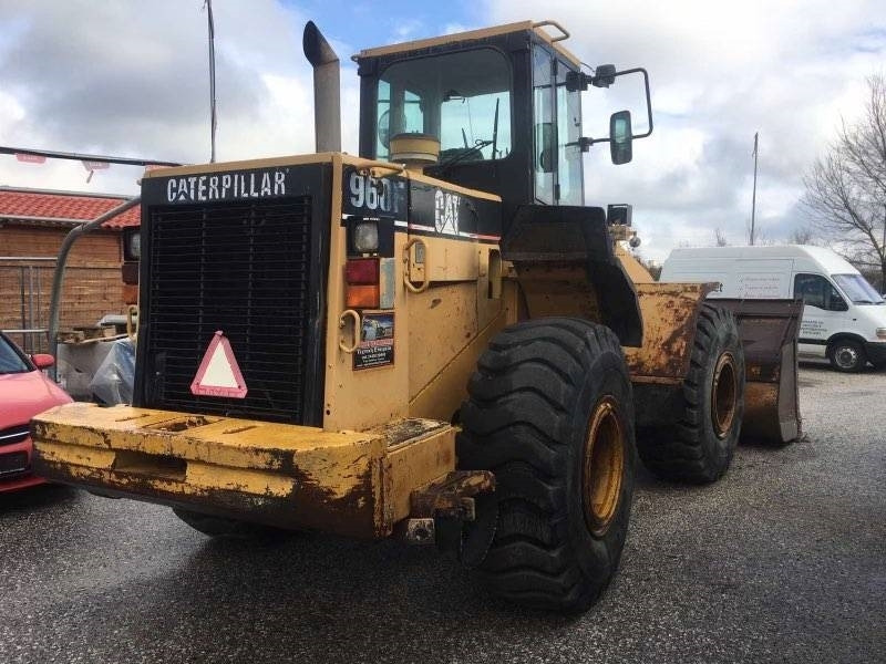 CAT 960 F - Kolesový nakladač: obrázok 2 CAT 960 F - Kolesový nakladač: obrázok 2