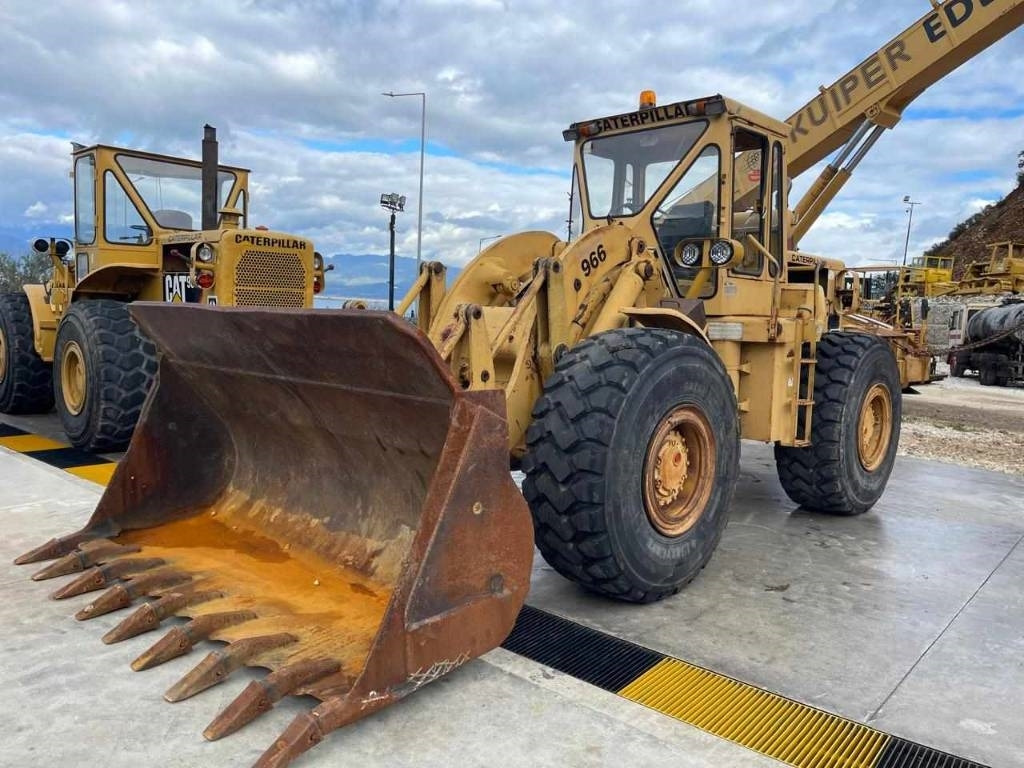 CAT 966 C  - Kolesový nakladač: obrázok 2 CAT 966 C  - Kolesový nakladač: obrázok 2