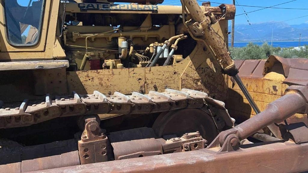 Buldozér CAT D 8 K: obrázok 16