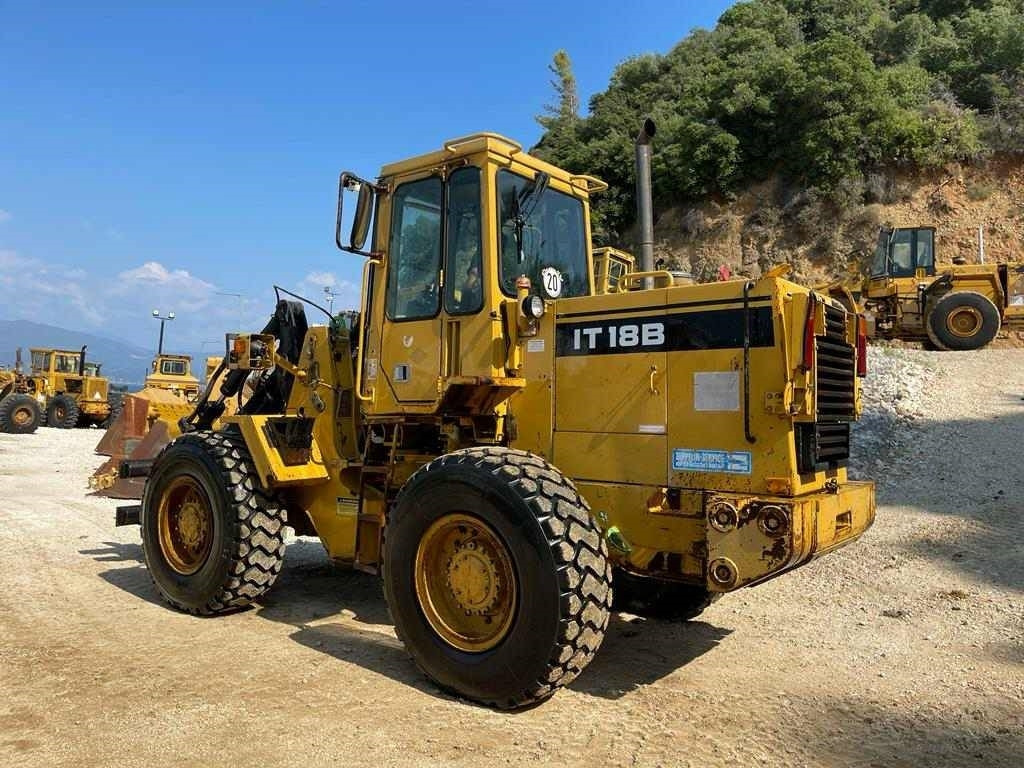 CAT IT 18 B - Kolesový nakladač: obrázok 2 CAT IT 18 B - Kolesový nakladač: obrázok 2