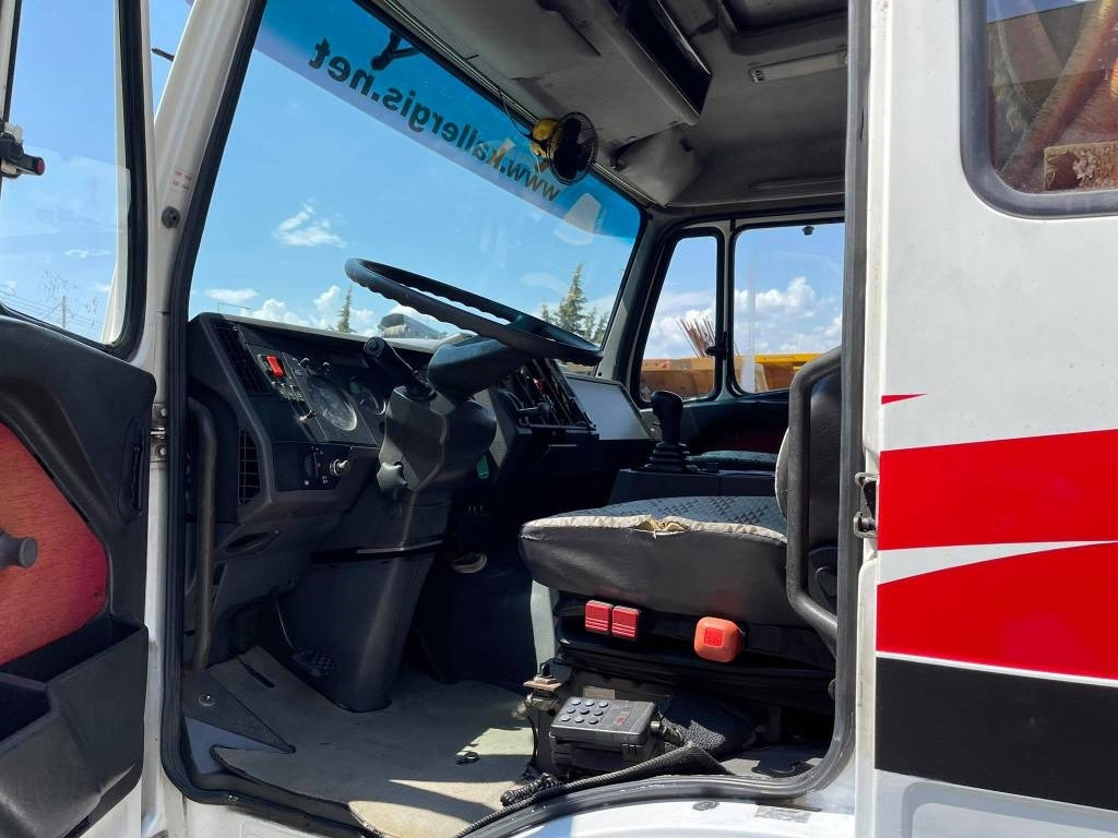 Chladirenské nákladné vozidlo Mercedes-Benz 2435L: obrázok 17