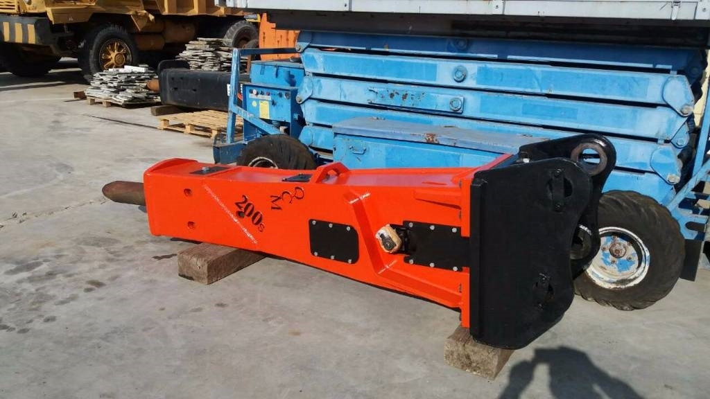 OCM 200s  - Hydraulické kladivo pre Stavebné stroje: obrázok 4 OCM 200s  - Hydraulické kladivo pre Stavebné stroje: obrázok 4
