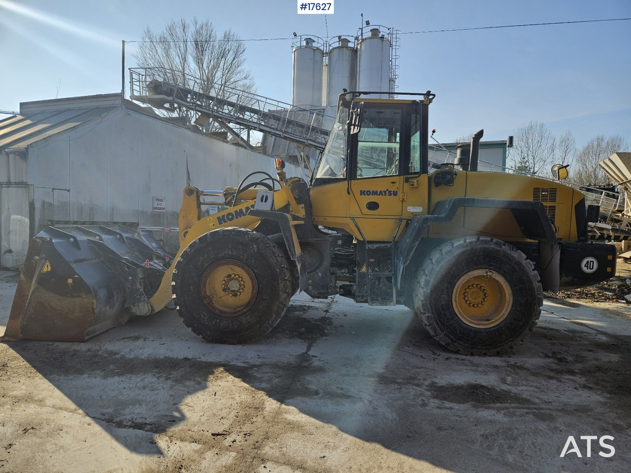 2008 Komatsu WA 320-5 - Kolesový nakladač: obrázok 3 2008 Komatsu WA 320-5 - Kolesový nakladač: obrázok 3