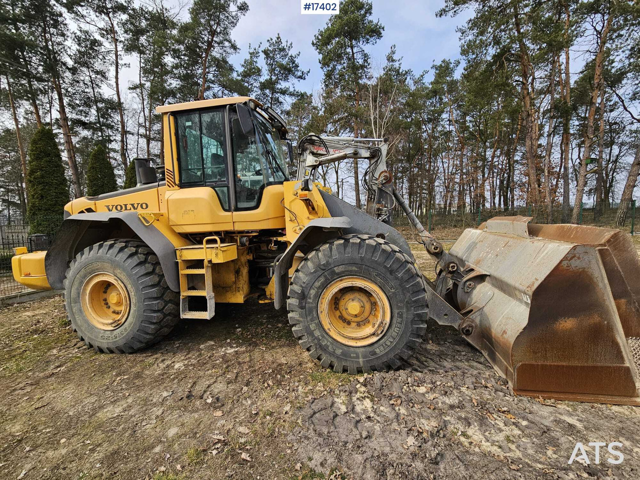 2011 Volvo L120F - Kolesový nakladač: obrázok 1 2011 Volvo L120F - Kolesový nakladač: obrázok 1