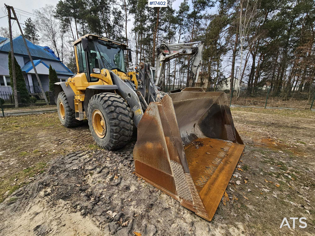 2011 Volvo L120F - Kolesový nakladač: obrázok 2 2011 Volvo L120F - Kolesový nakladač: obrázok 2