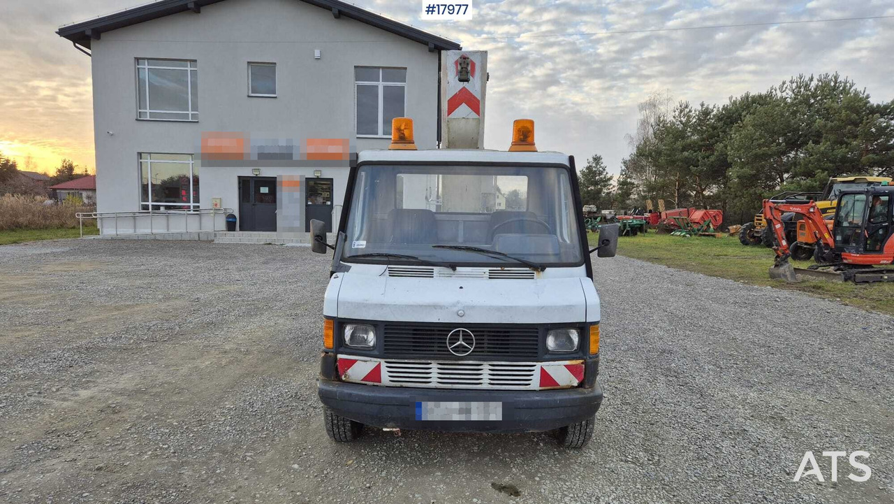 BRONTO SKYLIFT basket lift on Mercedes-Benz 308D chassis (1992) - Automobilová plošina: obrázok 2 BRONTO SKYLIFT basket lift on Mercedes-Benz 308D chassis (1992) - Automobilová plošina: obrázok 2