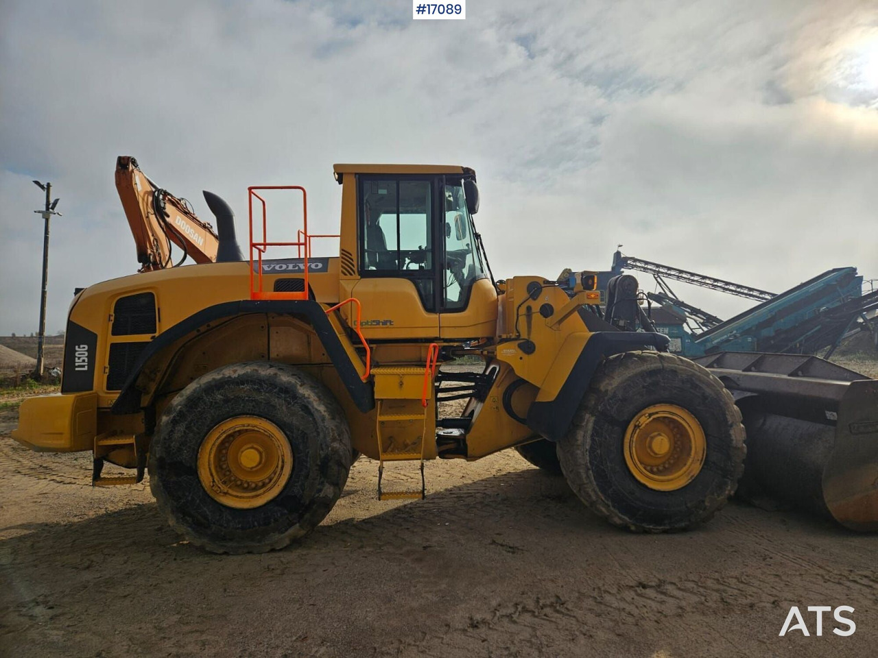 Ładowarka kołowa VOLVO L150G (2012) - Kolesový nakladač: obrázok 5 Ładowarka kołowa VOLVO L150G (2012) - Kolesový nakladač: obrázok 5