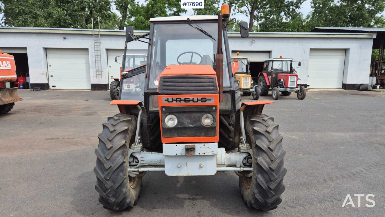 URSUS 914 tractor (1989) - Traktor: obrázok 2 URSUS 914 tractor (1989) - Traktor: obrázok 2