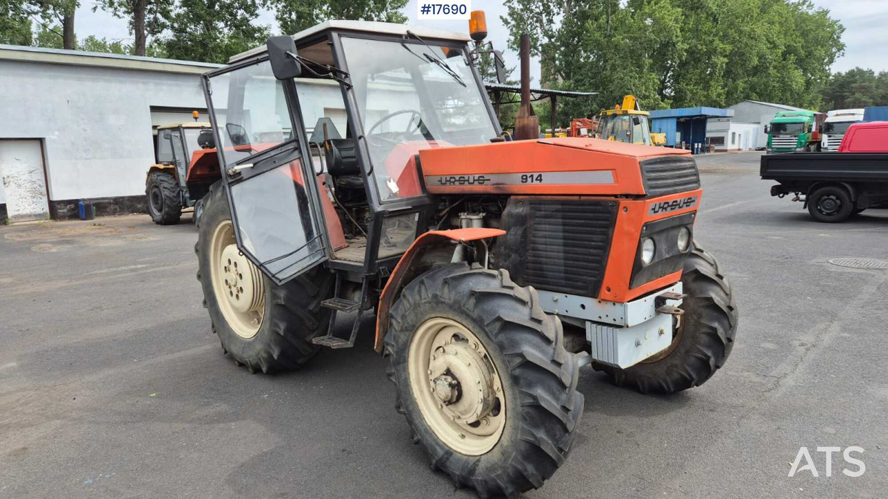 URSUS 914 tractor (1989) - Traktor: obrázok 3 URSUS 914 tractor (1989) - Traktor: obrázok 3