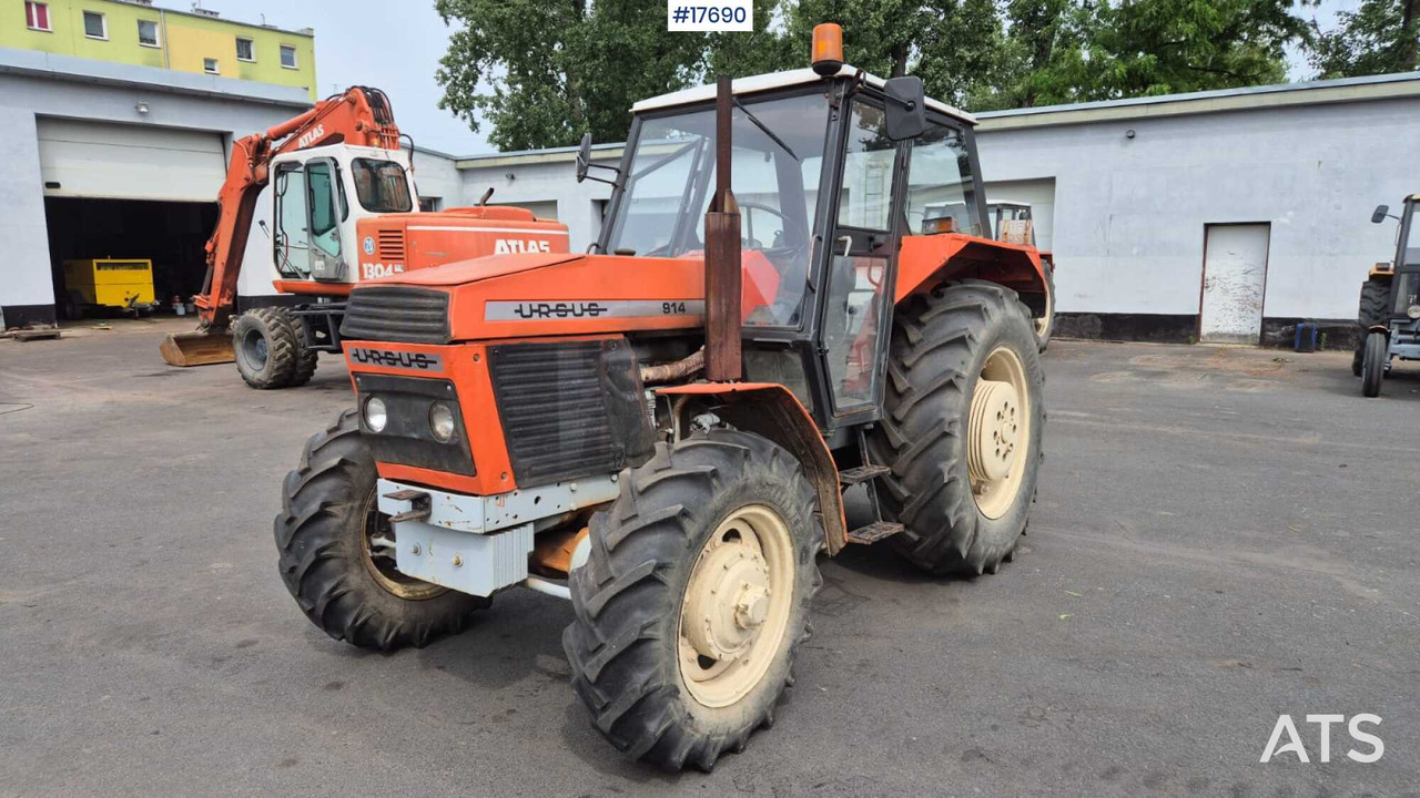 URSUS 914 tractor (1989) - Traktor: obrázok 1 URSUS 914 tractor (1989) - Traktor: obrázok 1
