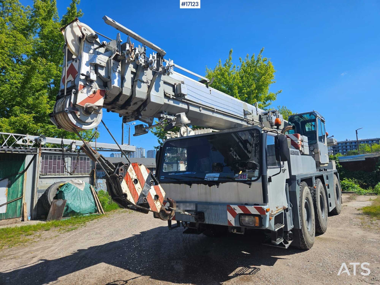 Żuraw samochodowy Liebherr 1050-1 (1995) - Auto s hydraulickou rukou: obrázok 1 Żuraw samochodowy Liebherr 1050-1 (1995) - Auto s hydraulickou rukou: obrázok 1