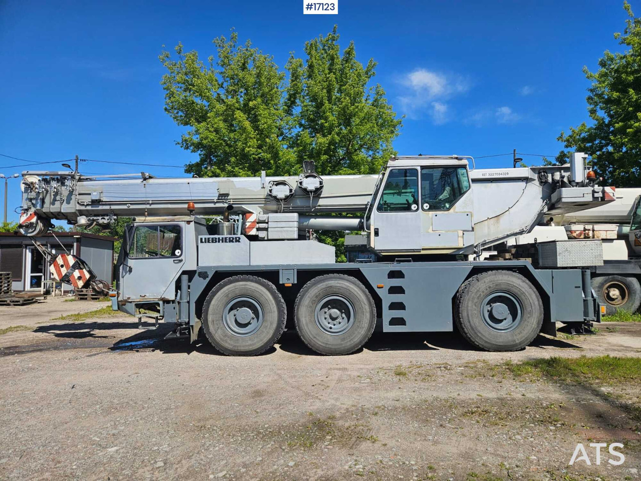 Żuraw samochodowy Liebherr 1050-1 (1995) - Auto s hydraulickou rukou: obrázok 5 Żuraw samochodowy Liebherr 1050-1 (1995) - Auto s hydraulickou rukou: obrázok 5