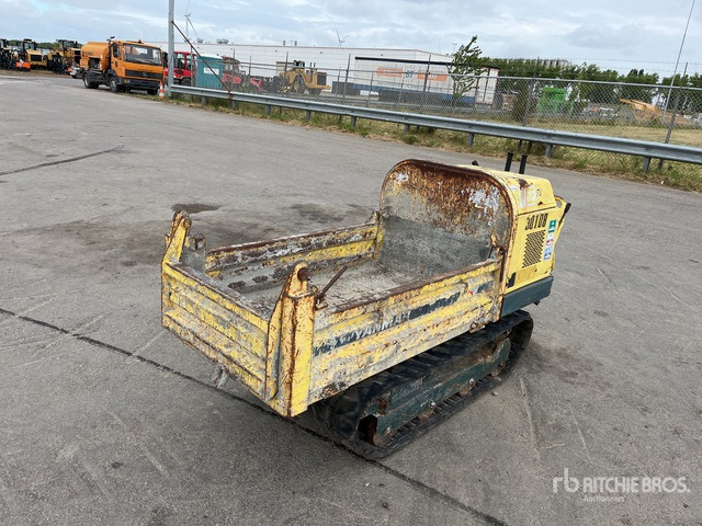 2004 Yanmar C6R-B Walk-Behind Mini Crawler Dumper - Pásový damper: obrázok 2 2004 Yanmar C6R-B Walk-Behind Mini Crawler Dumper - Pásový damper: obrázok 2