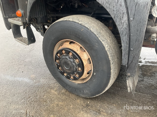 Sklápač 2006 MAN TGA 41.430 8x8 Twin-Steer Sleeper Quad/A Dump Truck: obrázok 6 Sklápač 2006 MAN TGA 41.430 8x8 Twin-Steer Sleeper Quad/A Dump Truck: obrázok 6