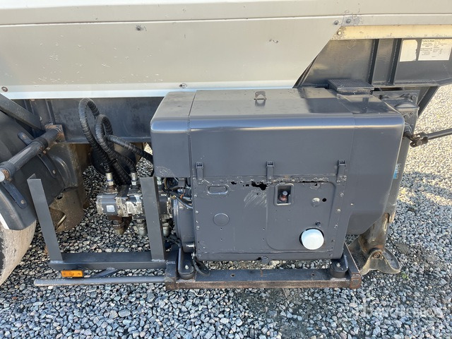 2008 Desot SD3A Tri/A Cement Silo Trailer - Silocisterna: obrázok 5 2008 Desot SD3A Tri/A Cement Silo Trailer - Silocisterna: obrázok 5