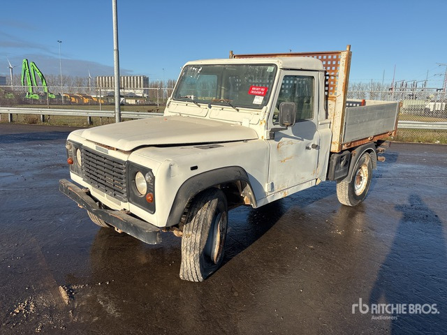 2010 Land Rover Defender 4x4 (Inoperable) Pickup - Pick-up: obrázok 1 2010 Land Rover Defender 4x4 (Inoperable) Pickup - Pick-up: obrázok 1