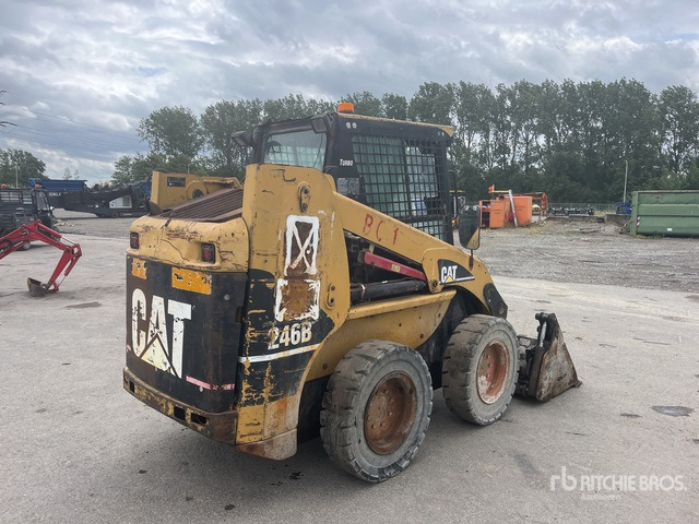 2012 Cat 246B (Inoperable) Skid Steer Loader - Šmykom riadený nakladač: obrázok 3 2012 Cat 246B (Inoperable) Skid Steer Loader - Šmykom riadený nakladač: obrázok 3