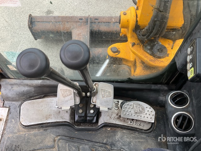 2015 JCB 8055RTS Mini Excavator: <6.6t - Mini rýpadlo: obrázok 5 2015 JCB 8055RTS Mini Excavator: <6.6t - Mini rýpadlo: obrázok 5