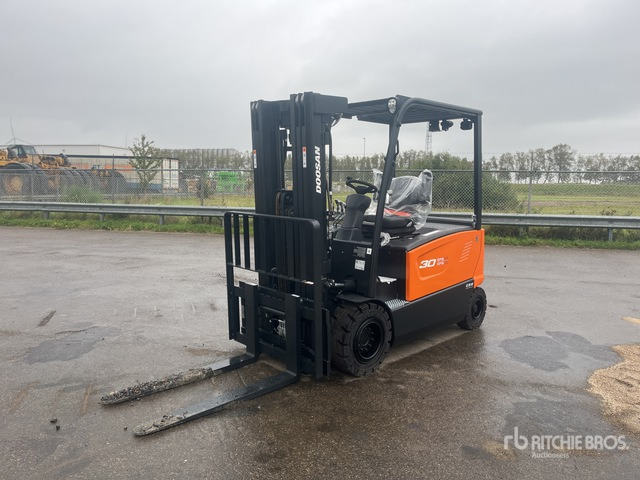 2023 Doosan B30X-7 PLUS (Unused) Electric Forklift - Elektrický vysokozdvižný vozík: obrázok 2 2023 Doosan B30X-7 PLUS (Unused) Electric Forklift - Elektrický vysokozdvižný vozík: obrázok 2