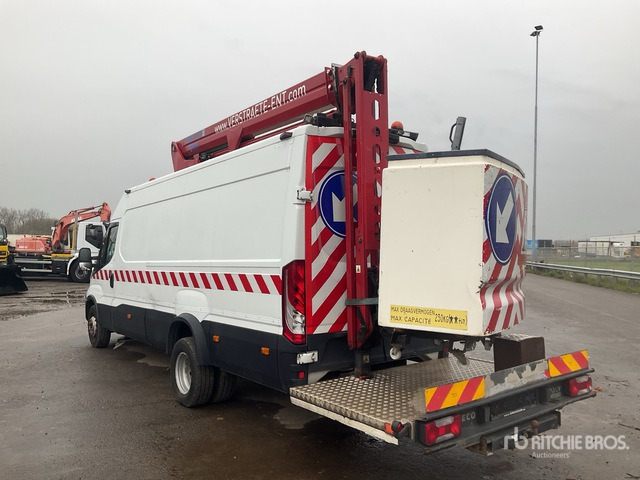 Iveco 70C17 Boom Truck - Automobilová plošina: obrázok 2 Iveco 70C17 Boom Truck - Automobilová plošina: obrázok 2