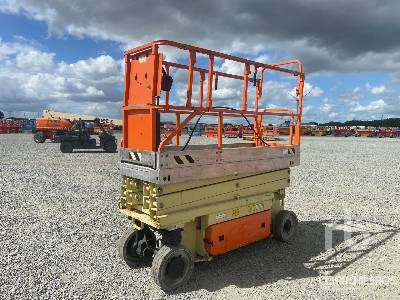 JLG 2030ES Electric - Samohybná plošiny: obrázok 3 JLG 2030ES Electric - Samohybná plošiny: obrázok 3